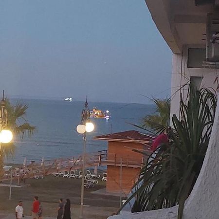Paradise By The Sea Larnaca Bagian luar foto